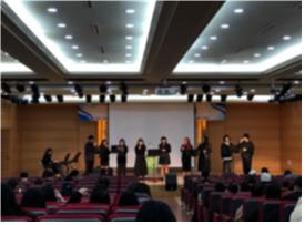 아카펠라 찬양대 공연모습